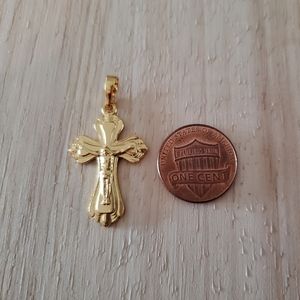 18K Gold Plated Cross Charm Pendant